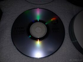 Zapisovatelná média CD-R a CD-RW. - 3
