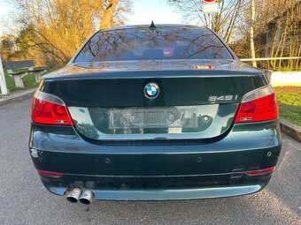 BMW e60 545i na dily - 3