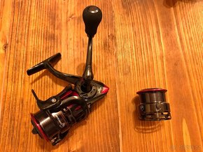 FOX RAGE NAVIJÁK WARRIOR 2500 REEL+rezervni civka - 3