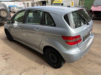 MB w245 2.0i 100Kw r.v. 2009 - 3