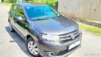 Málo jetá velice zachovalá Dacia Sandero 16V-motor 4 válec. - 3