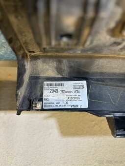 Mercedes w167 boční prahy pravý + levý A1676902004 /2304 - 3