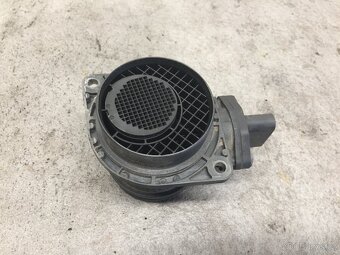 ŠKODA, VW 1.9TDI 74KW AXR - VÁHA VZDUCHU 038 906 461 B - 3