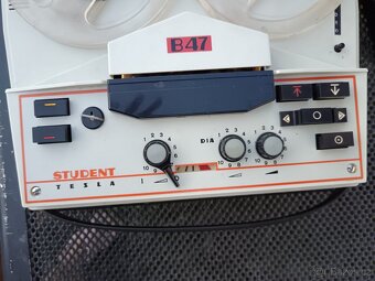 Magnetofon Student Tesla B47 - 3