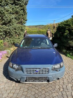 ND Volvo V70 XC CROSS COUNTRY 2.5T 147kw Ocean blue - 3