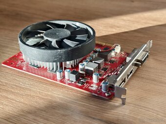 Grafická karta AMD Radeon RX 550 (OEM HP) - 3