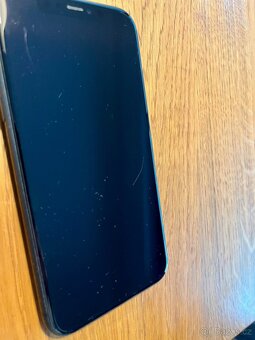 iPhone 11 - 128 GB - včetně příslušenství - 3
