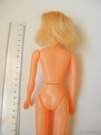 M&S Shillman retro panenka - 3