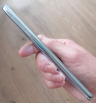 Motorola Moto G6 3/32 GB dual SIM - 3