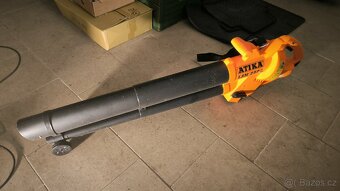 Vysavač / fukar na listí zn. Atika zánovní - 3