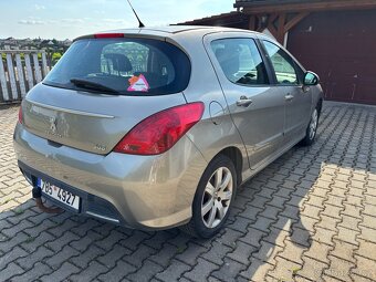 Peugeot 308-1,6hdi-82kw fac., r. 2011, klima - 3