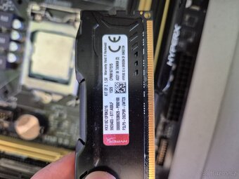 i7-4790k, 2x 8 Gb RAM Kingston HYPERX - 3