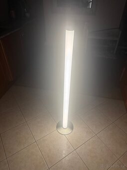 Světlo - pokojová lampa - 3