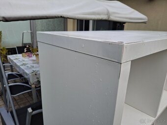 Knihovna IKEA - 3