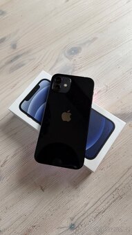 iPhone 12 128 GB v modré barvě - 3
