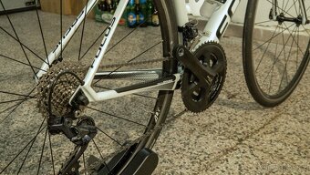 Prodám dámské silniční kolo FOCUS Izalco Race - 3