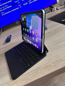 Apple iPad 11" 128GB WiFi Stříbrný 2025 - 3