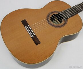 Predám kytaru Cordoba model F7 Paco. - 3