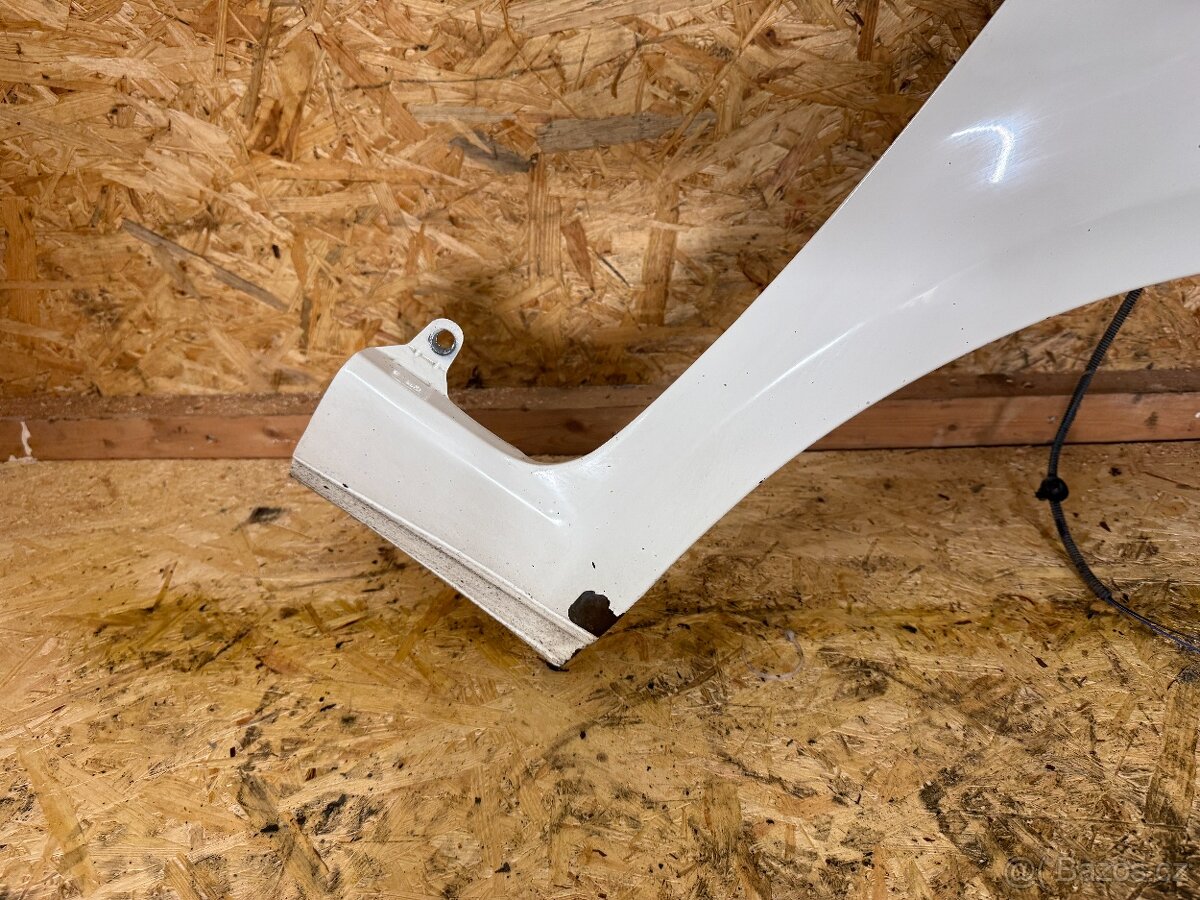 PRAVÝ PŘEDNÍ BLATNÍK FIAT LINEA - 4