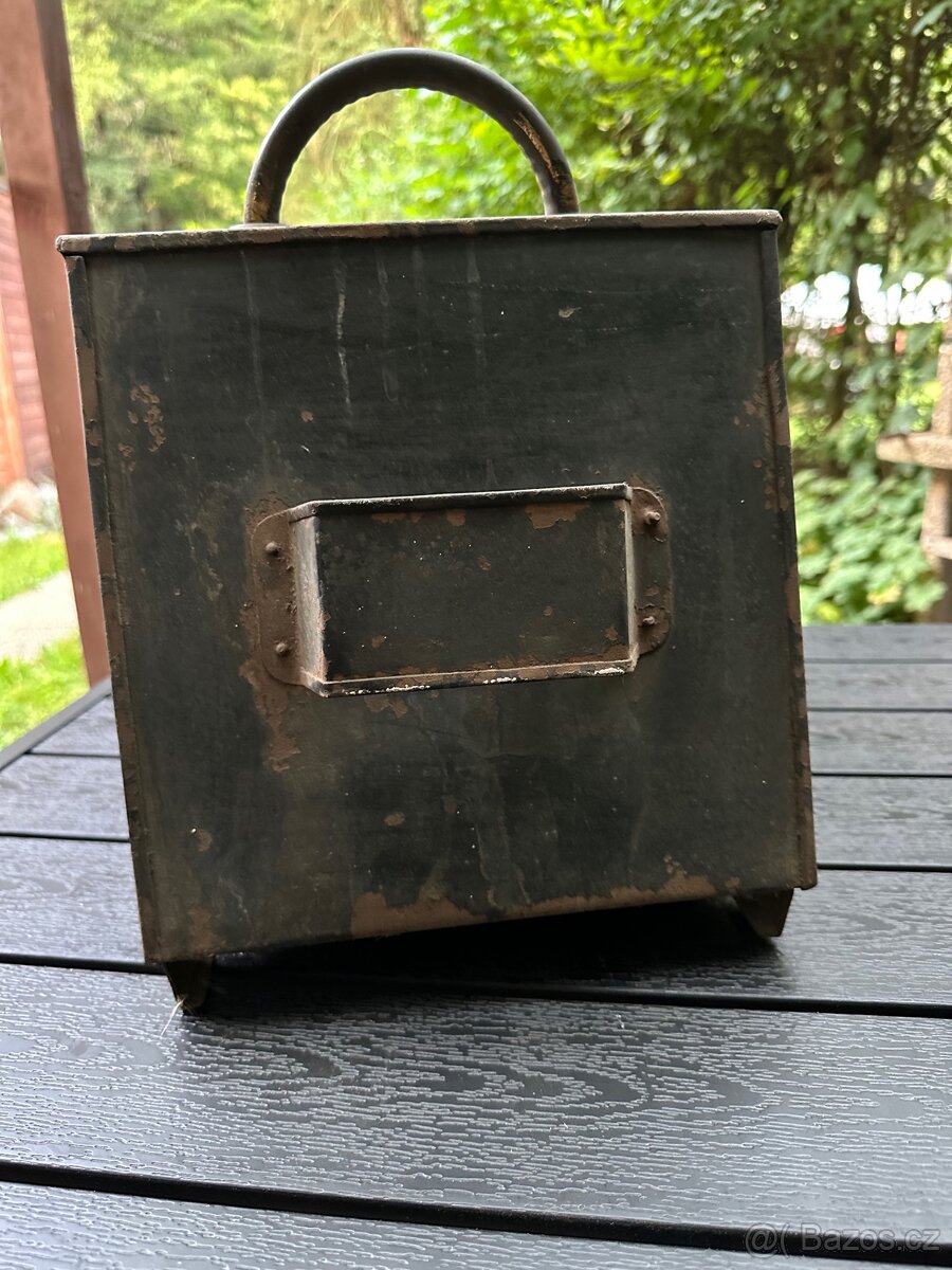 Plechový uhlák - 4