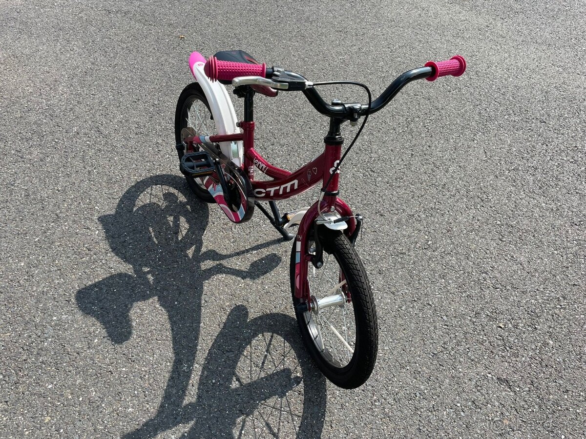 dětské dívčí kolo ctm 16" s přídavnými kolečky - 4