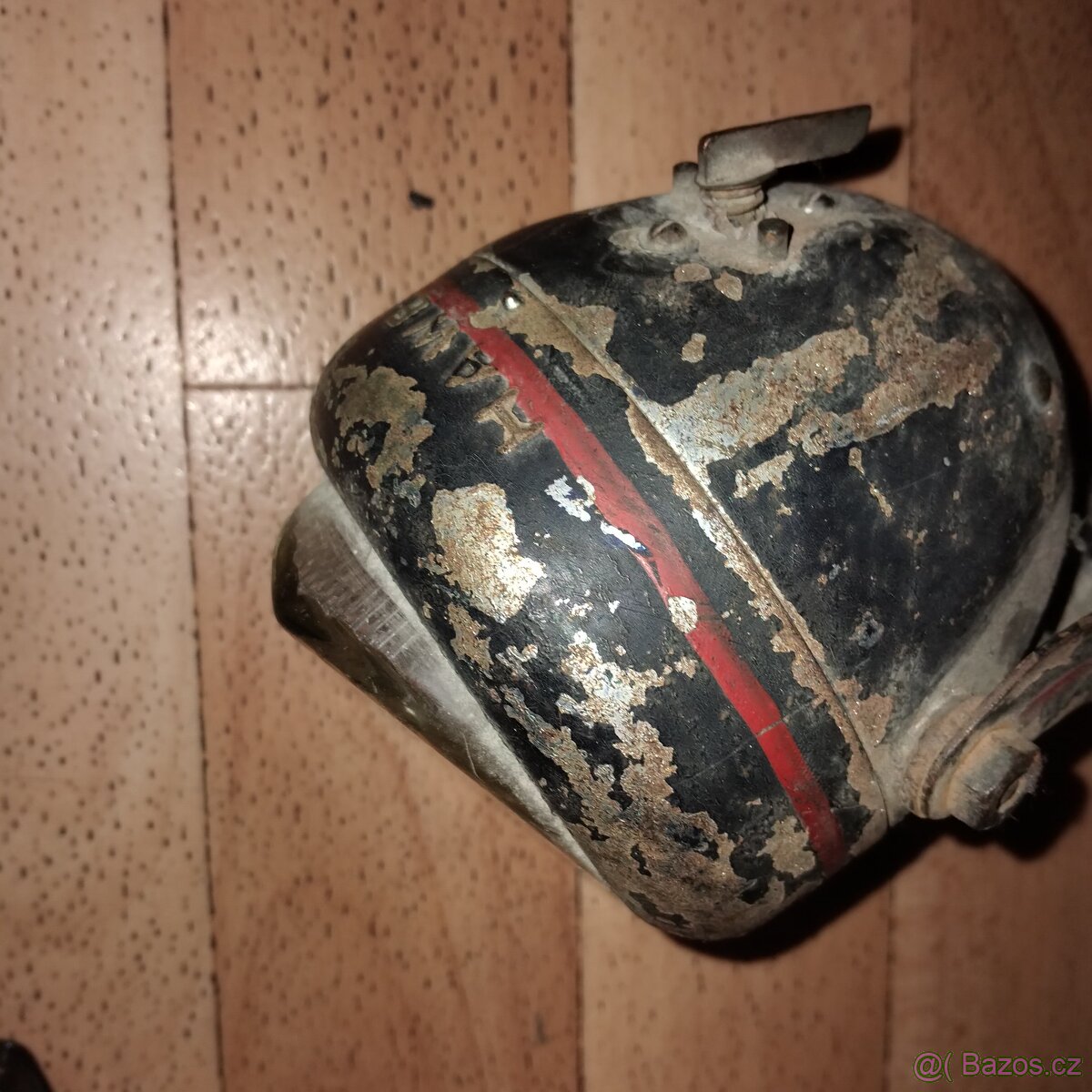 Náhradní díly - 4