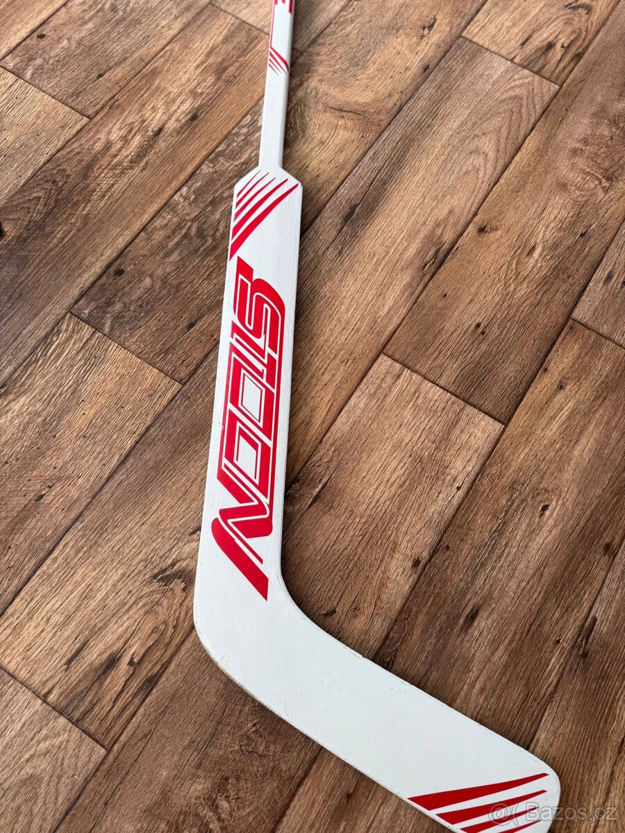 Hokejová vyzbroj - 4