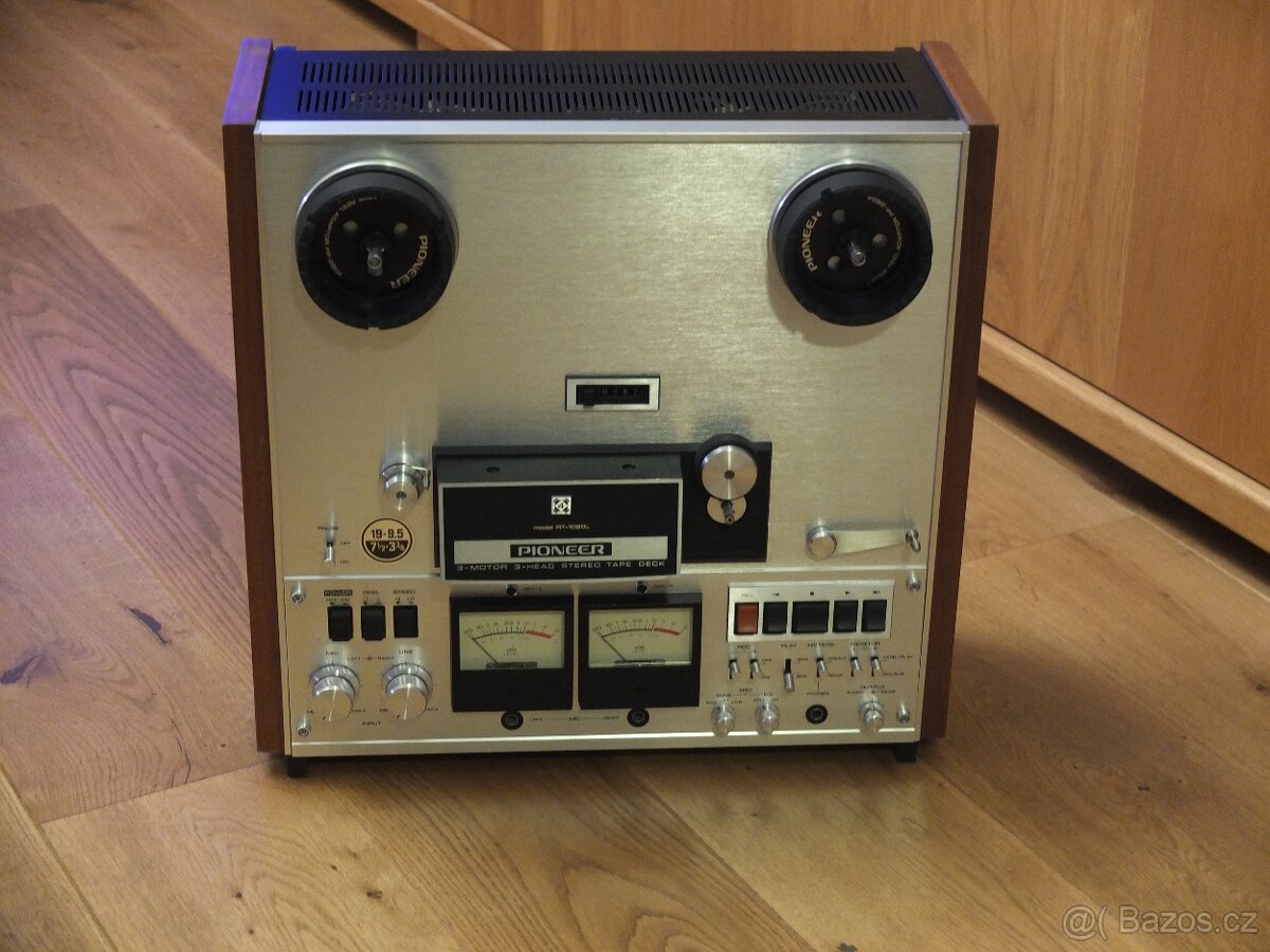 PIONEER RT-1020L-Stereo Tape Deck (1974-77) - TOP - 4