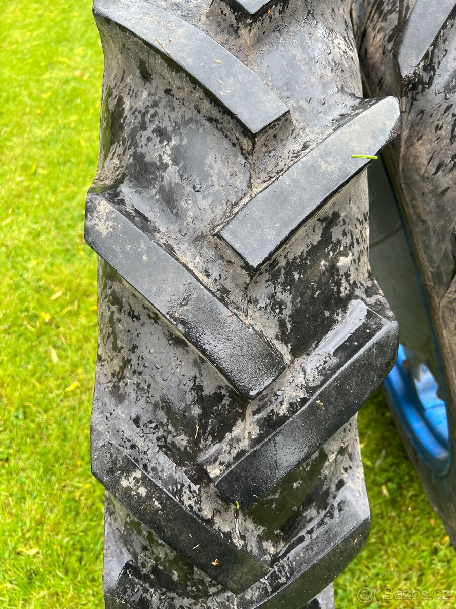 Prodám kola na Zetor 30 - 4