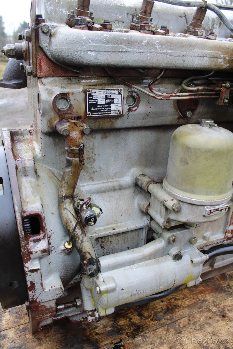 Zetor 12145 12111 motor zánovní najeto 286mth - 4