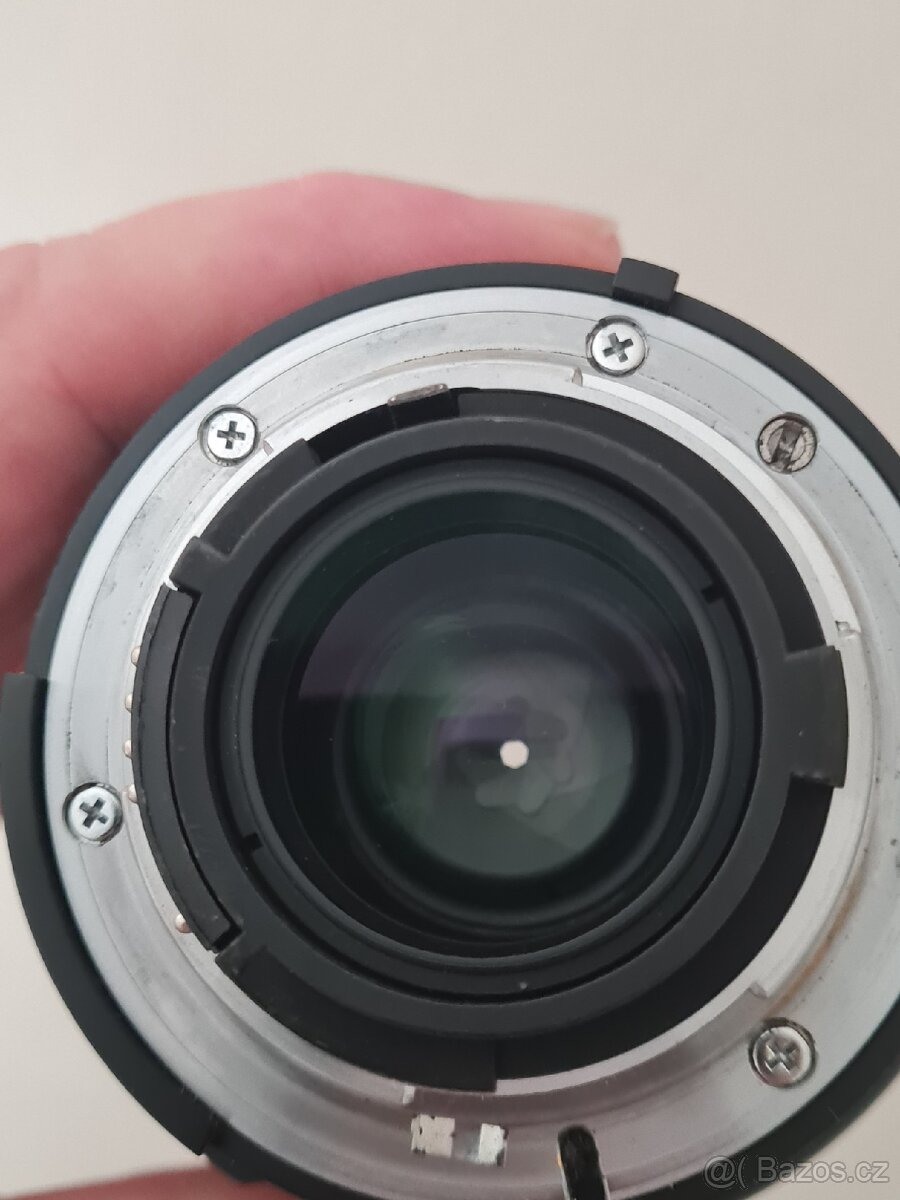 Nikon Micro Nikkor 60mm f2.8 AF D - 4