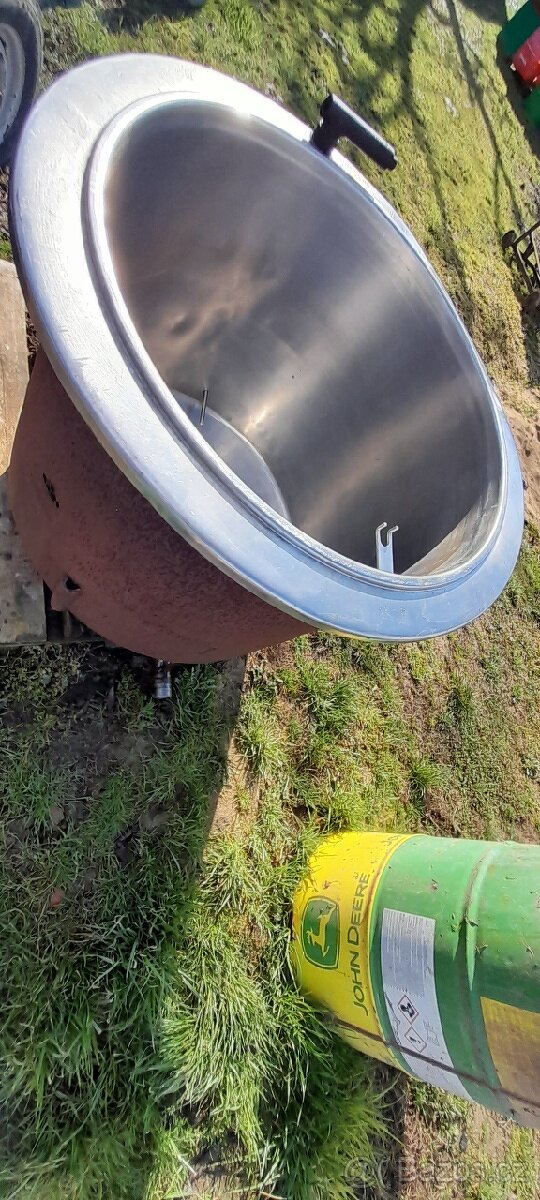 Nerezová nádrž s výpustí - 4