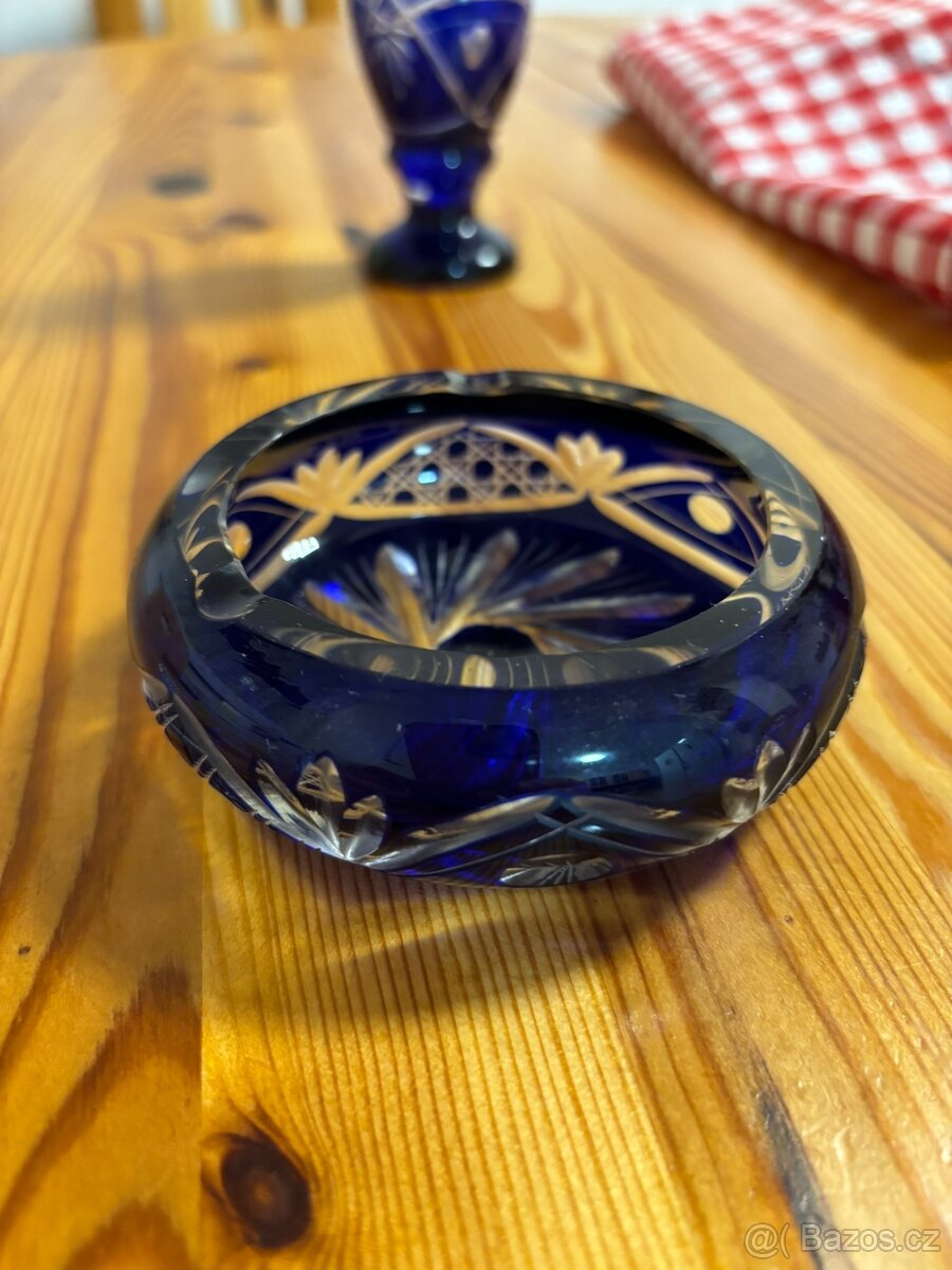 Broušený křišťálový popelník - 4