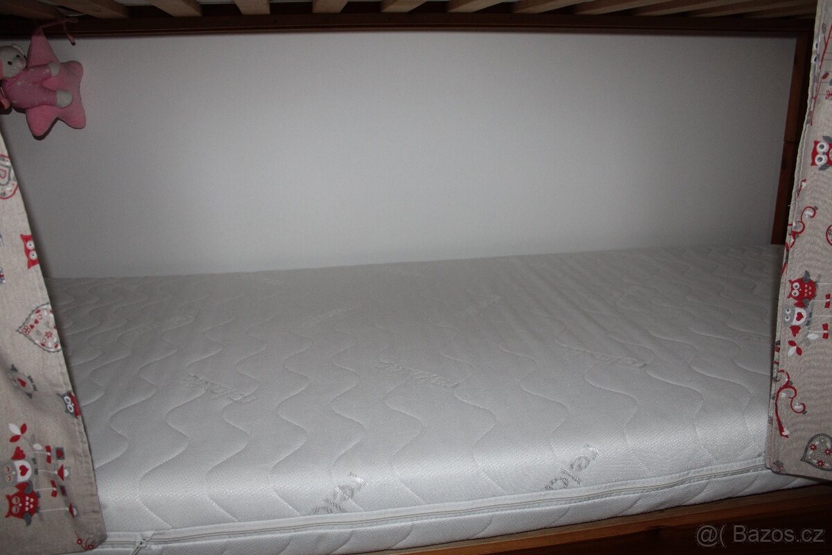 Patrová postel z masivu, palanda - 4