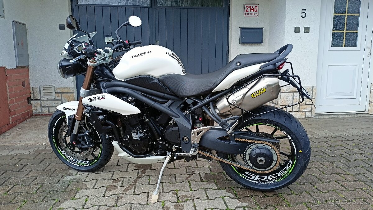 Triumph speed triple 1050 - 4