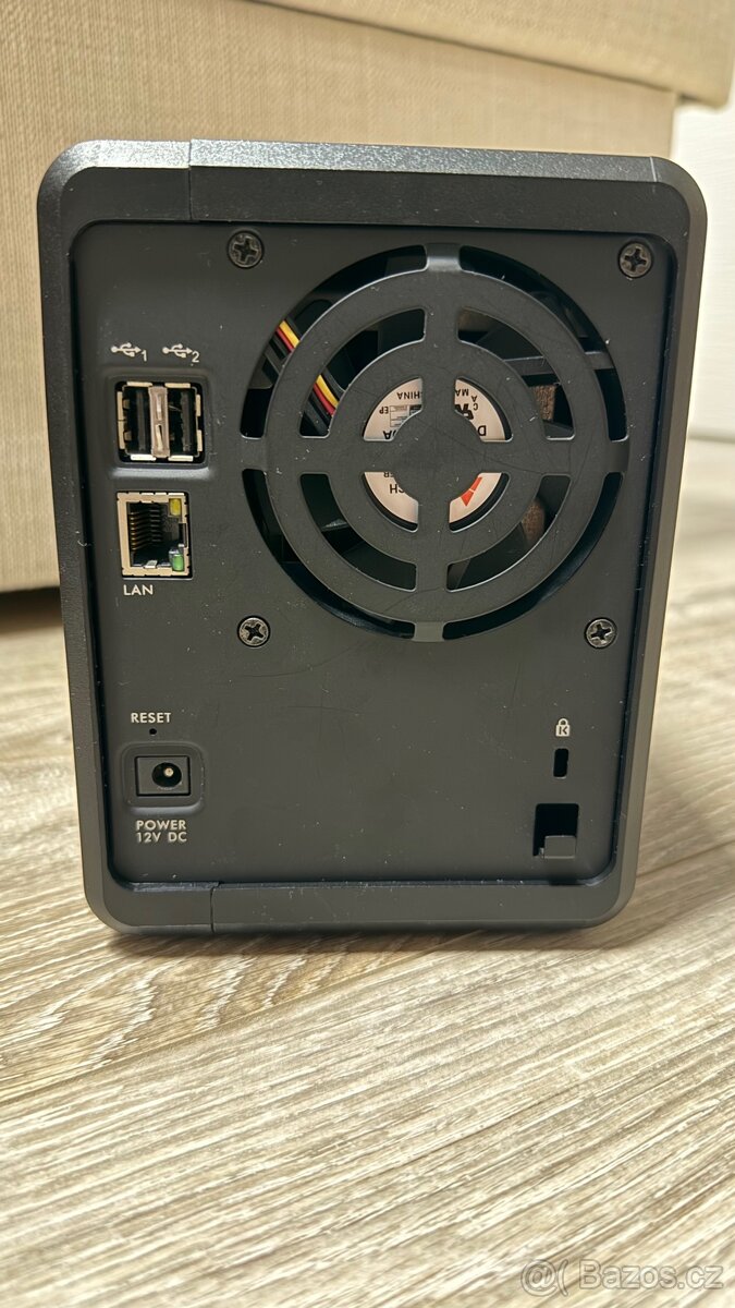 NAS Zyxel NSA320S - 4