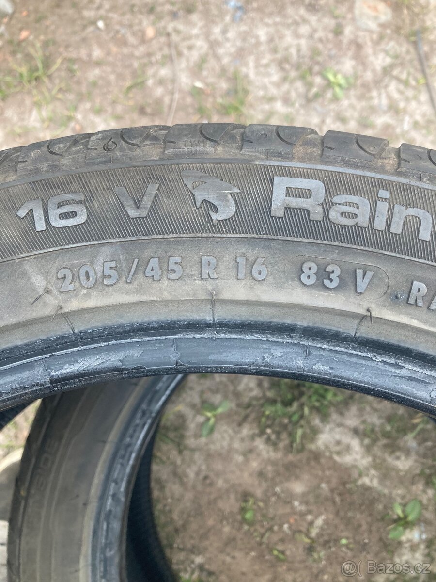 205/45/16 letni - 4