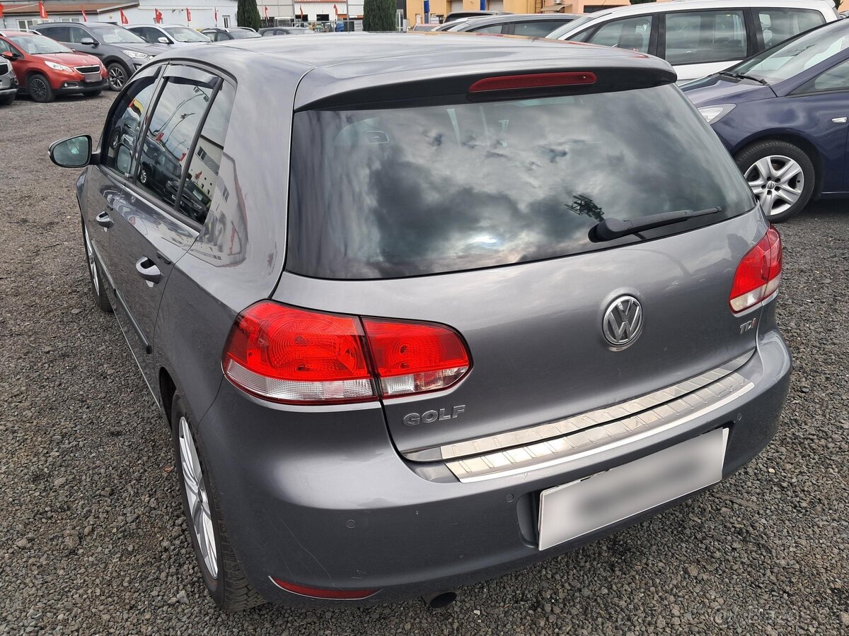 Volkswagen Golf 1.6TDI , 77 kW nafta, 2011 - 4