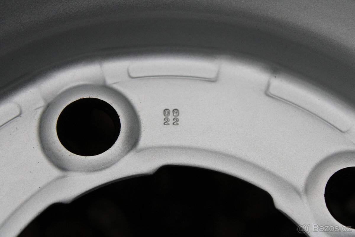 Prodám sadu plechů 17" Toyota Land Cruiser - 4