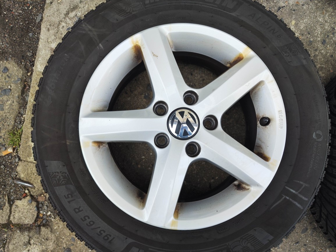 15"zimní alu sada Aspen 5x112 origo Golf 7 Touran Caddy - 4