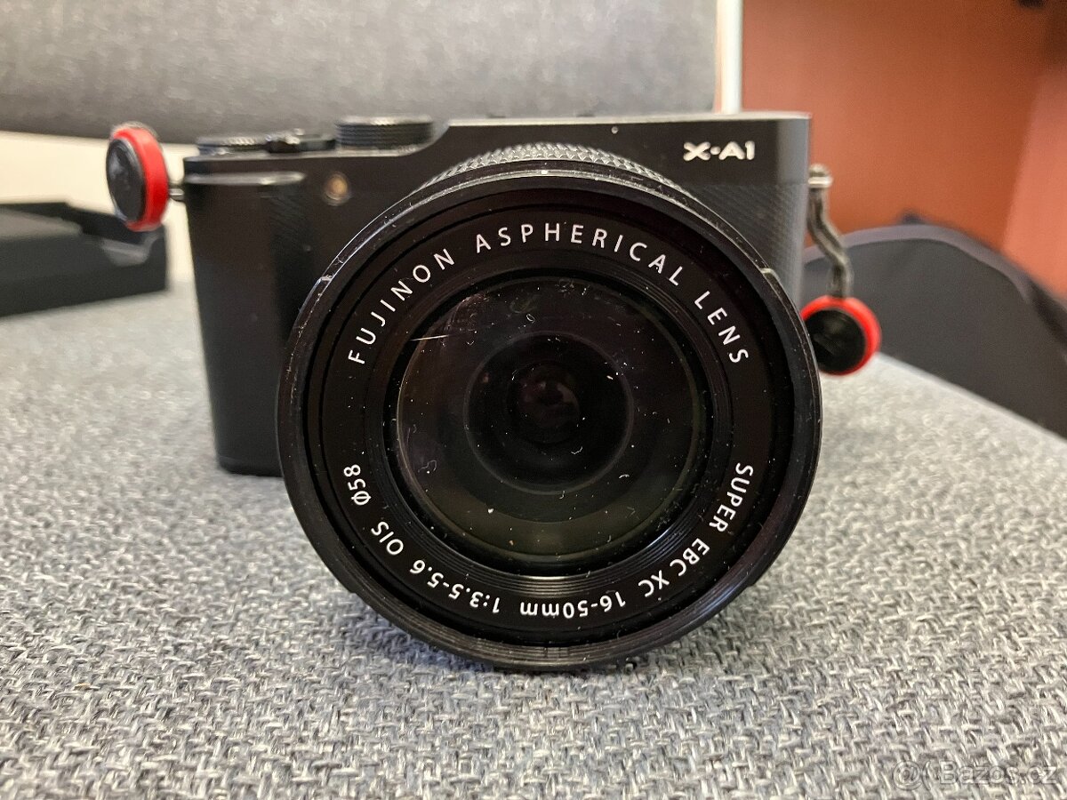 Bezzrcadlovka Fujifilm X-A1 + objektiv 16-50mm, 2x baterie - 4