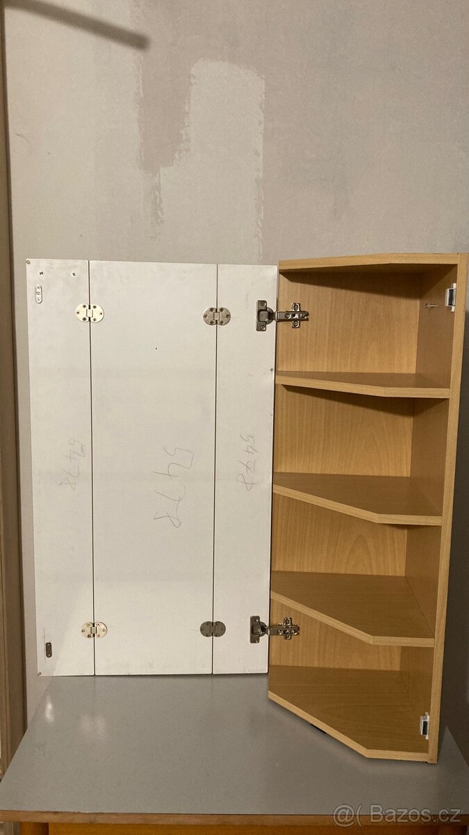 Rohová skříňka - 4
