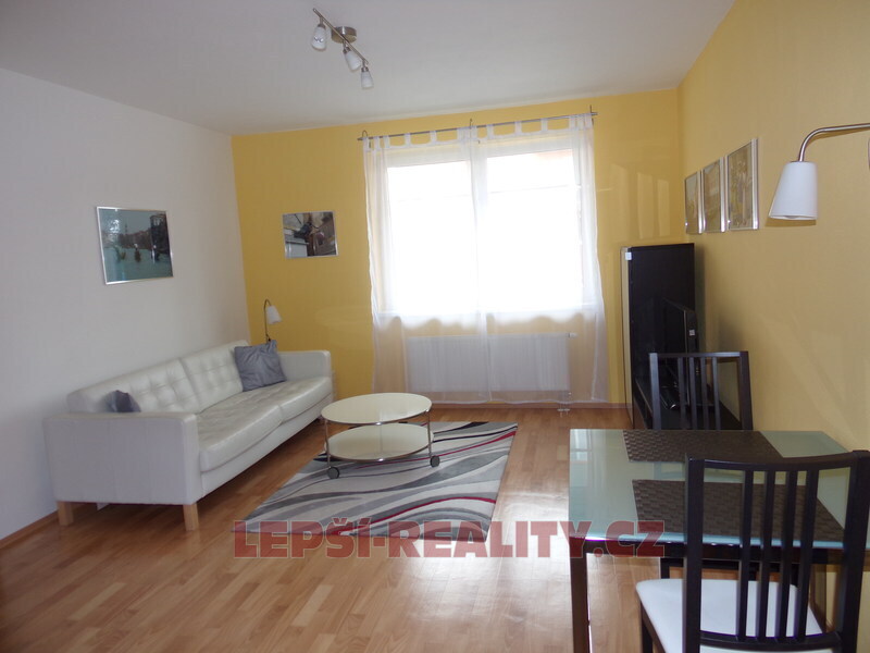 Pronájem bytu 2+kk v Plzni, ul. Květná, 45 m2+garážové stání - 4