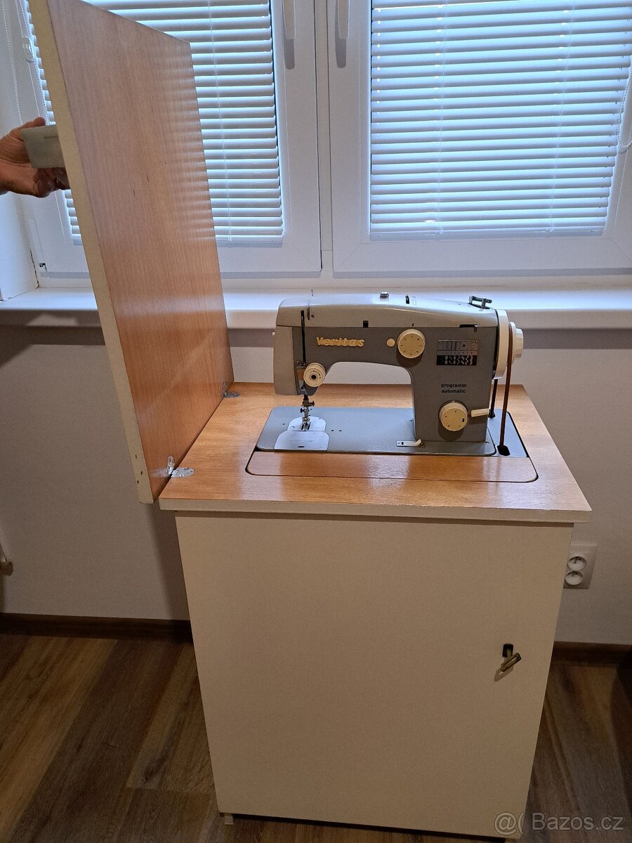 Šicí stroj šlapací - 4