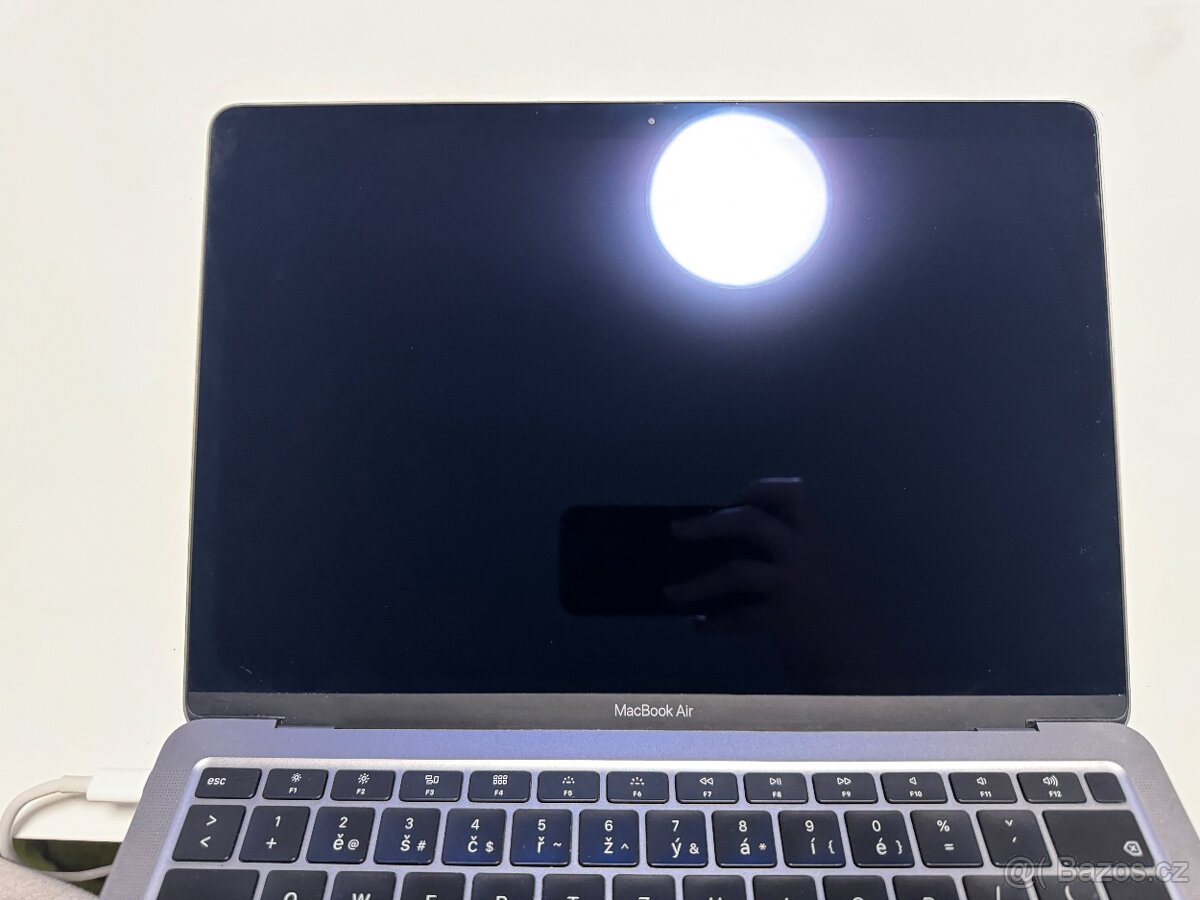 Apple MacBook Air 13” Retina (2020) - 4