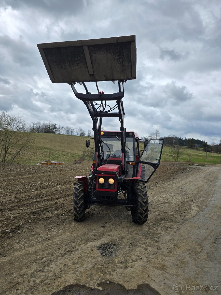 Čelní nakladač na traktor - 4