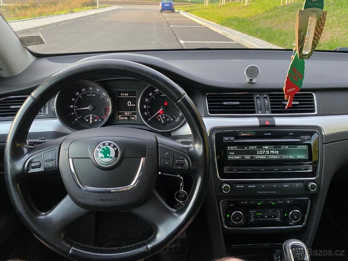 Škoda Superb combi - 4