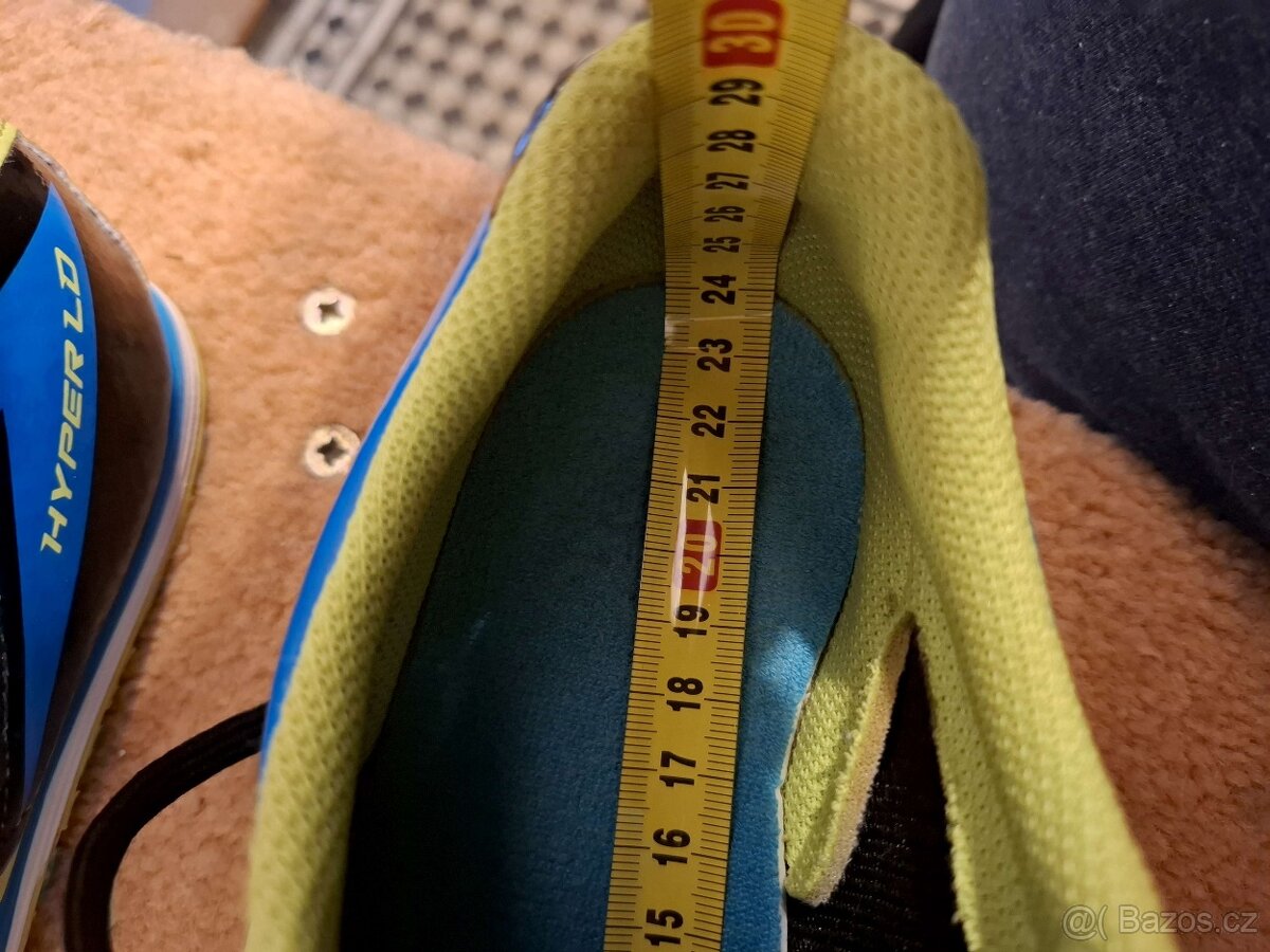 Běžecké tretry Asics Hyper vel. 39,5 - 4