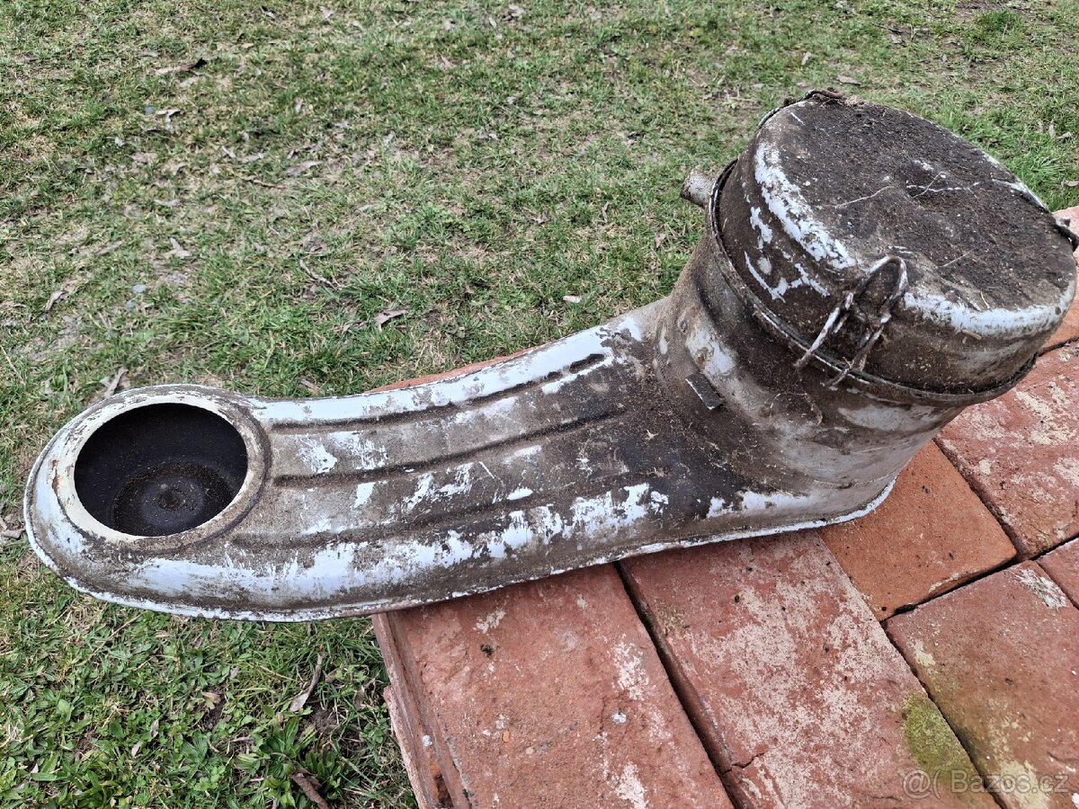 Moskvič sání motoru - 4