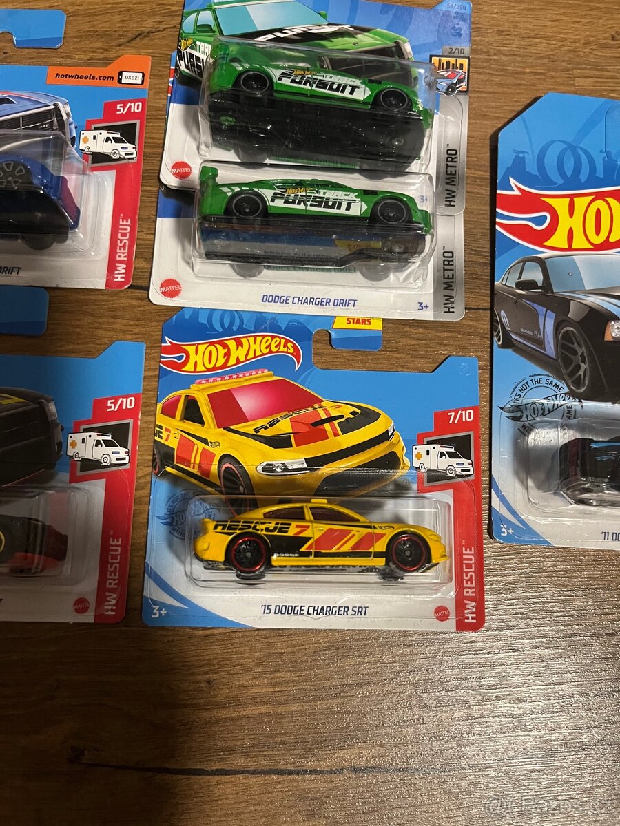 Hotwheels Dodge Charger - 4